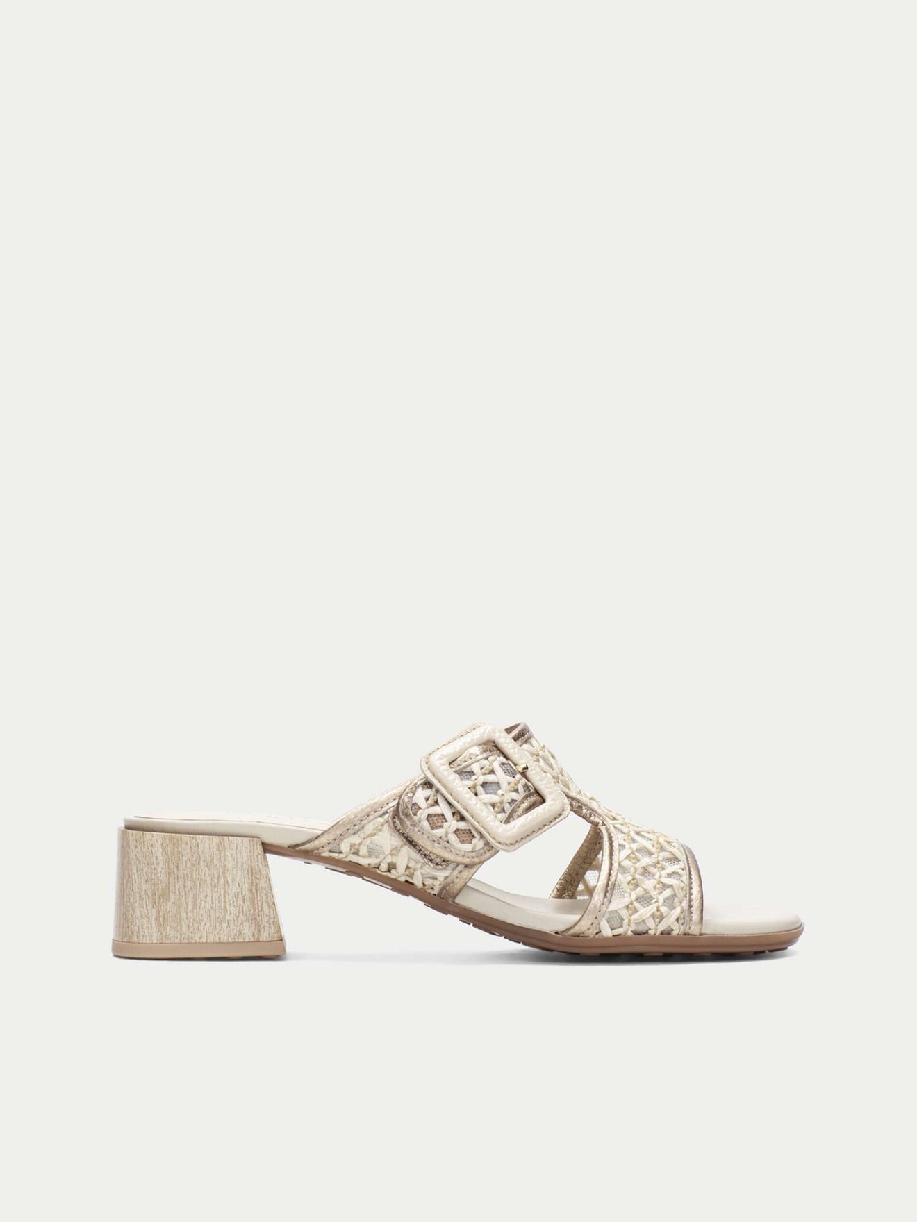 Chinelas com Salto Bloco