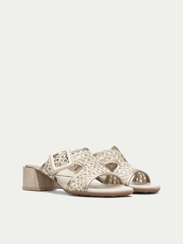 Chinelas com Salto Bloco