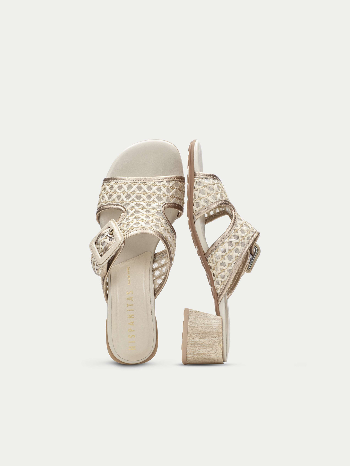 Chinelas com Salto Bloco