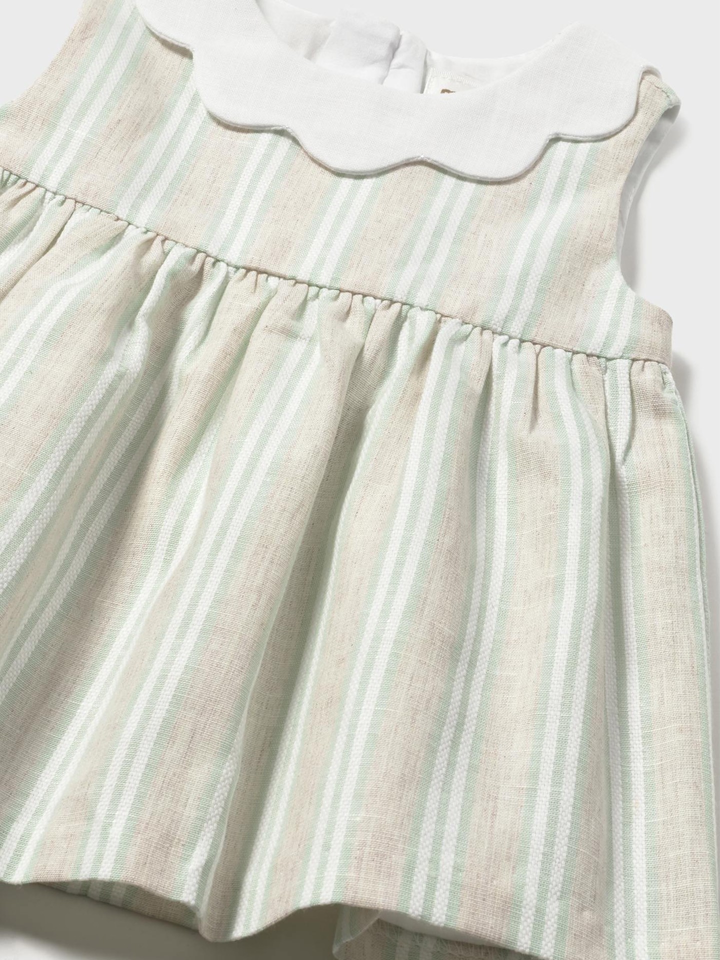 Vestido às Riscas