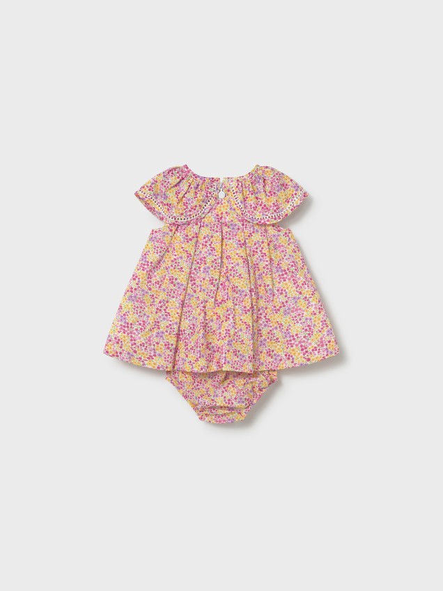 Conjunto de Vestido e Tapa-Fraldas