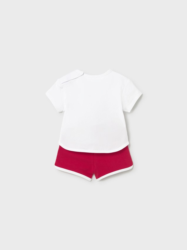 Conjunto Duplo de T-shirt e Calções