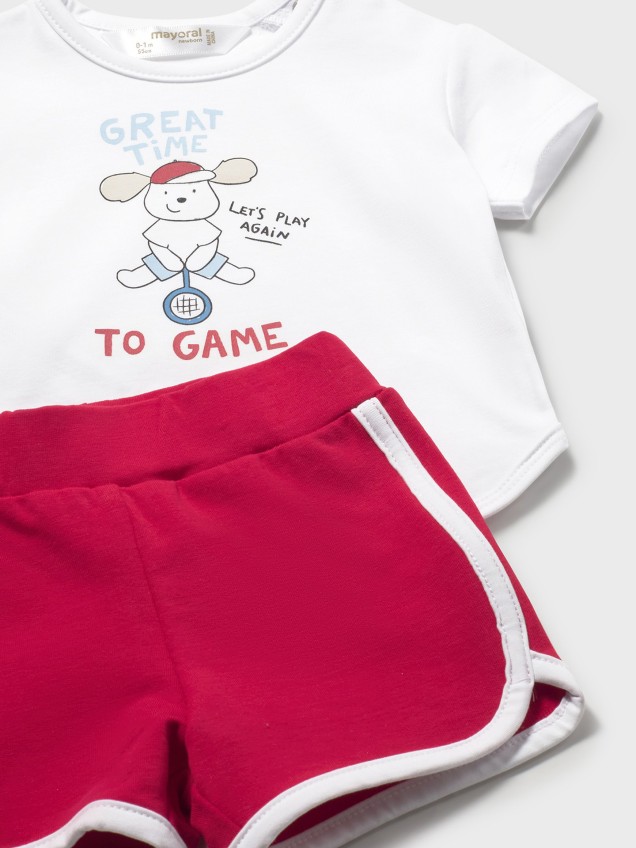 Conjunto Duplo de T-shirt e Calções
