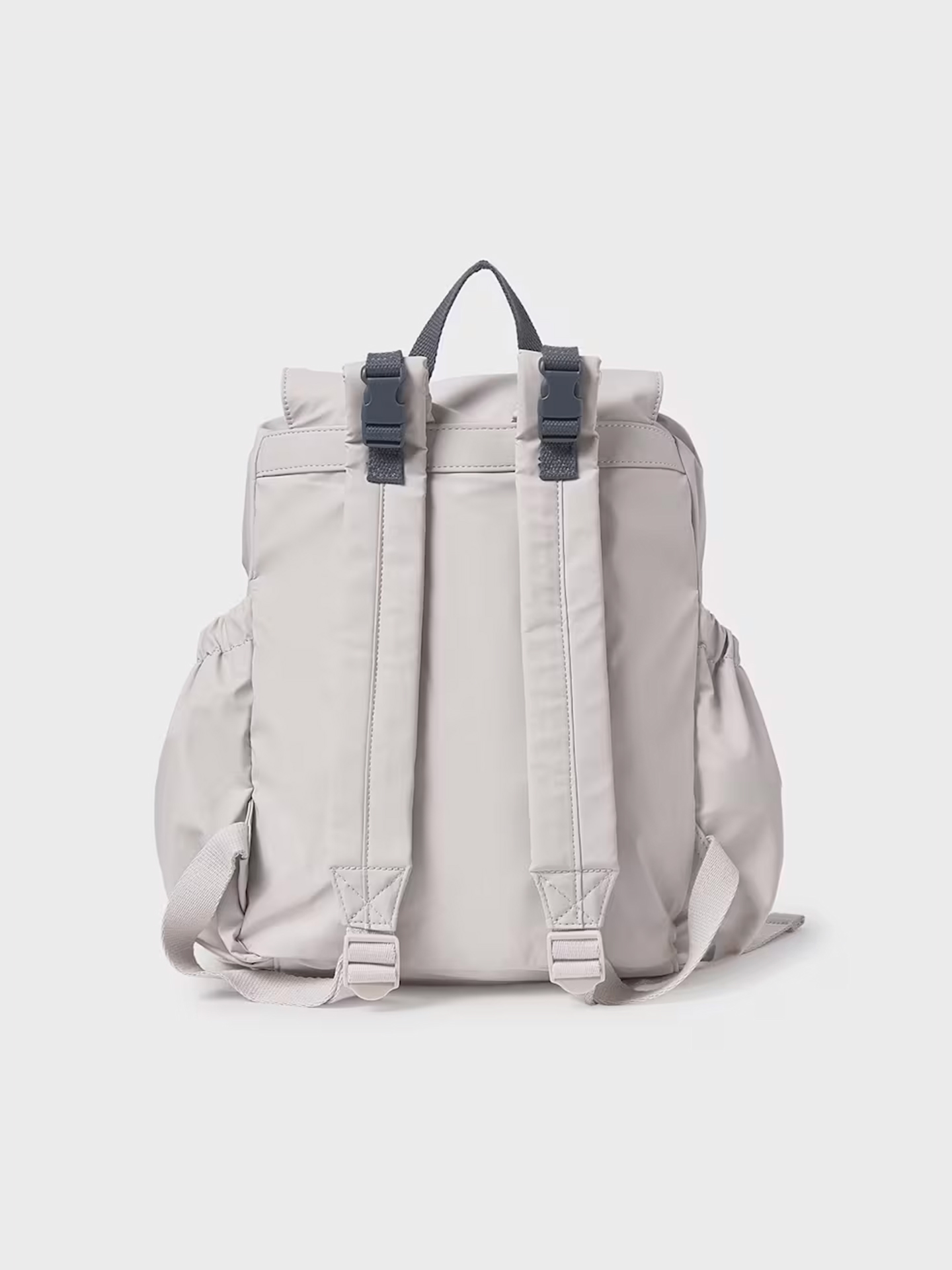 Mochila com Bolsa e Fecho de Cordão