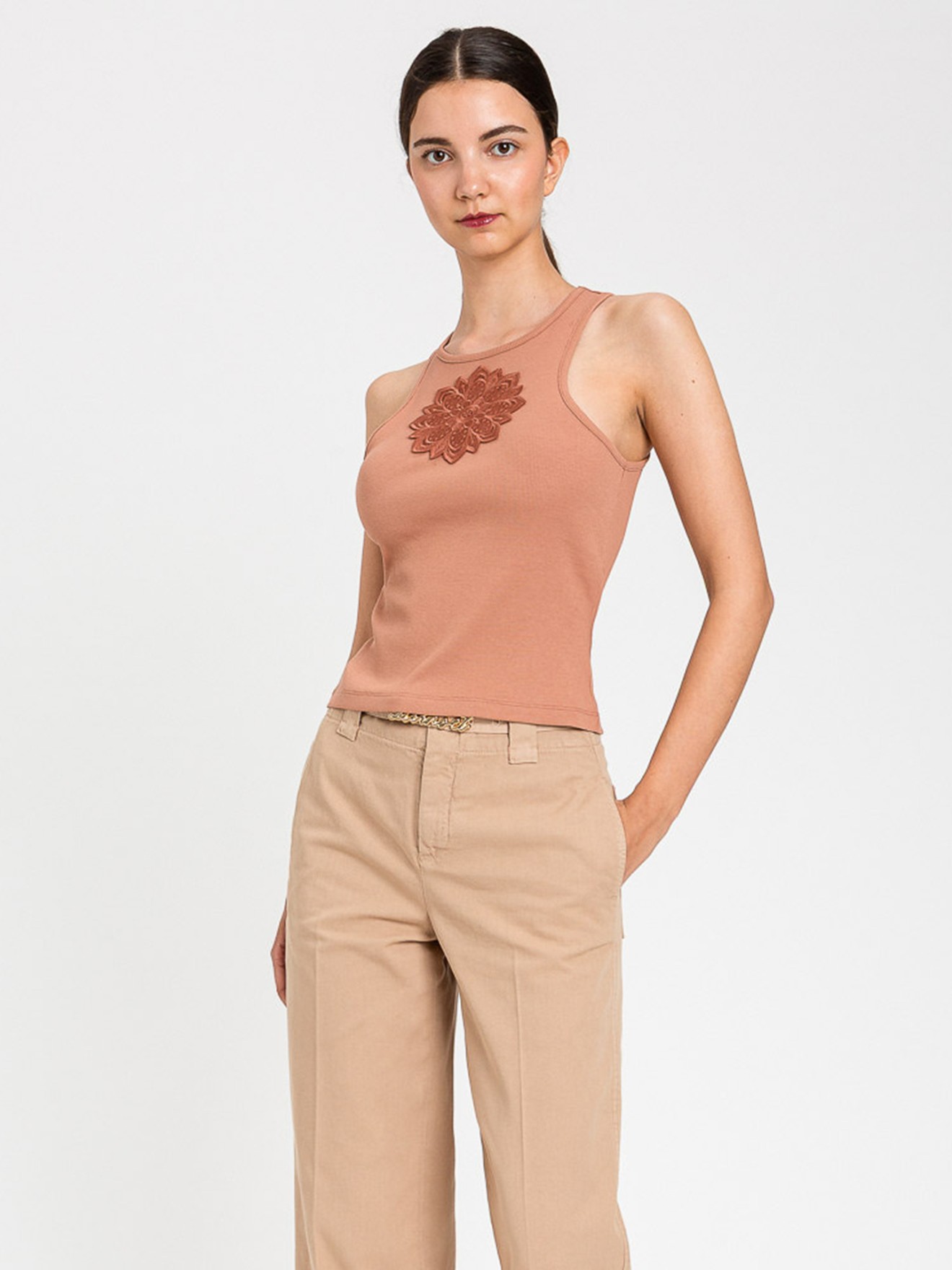 Top com Bordado Floral