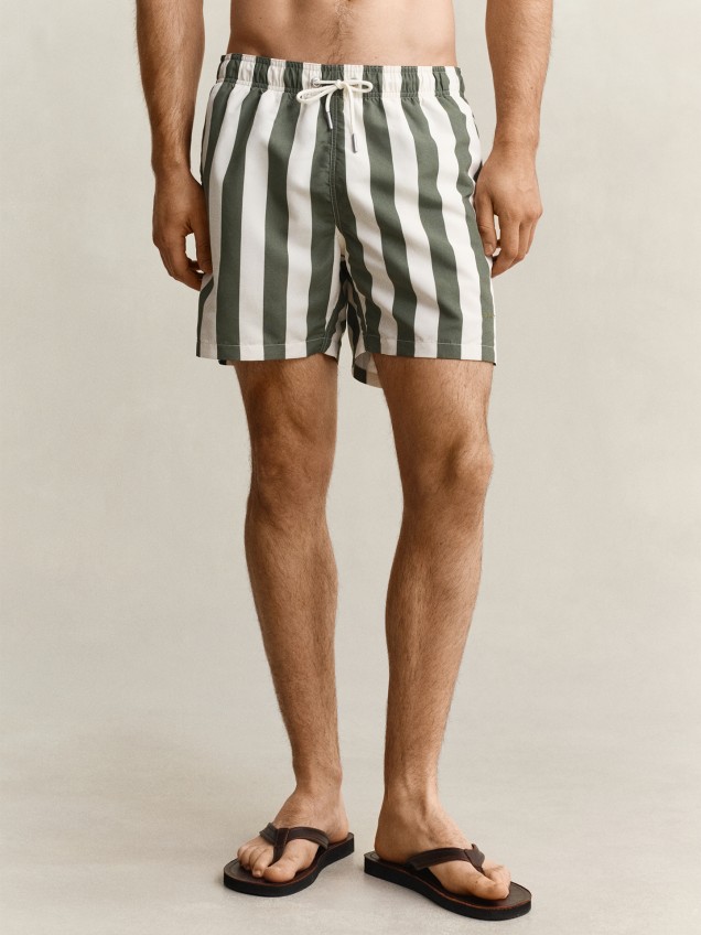 Cal��es de Banho �s Riscas