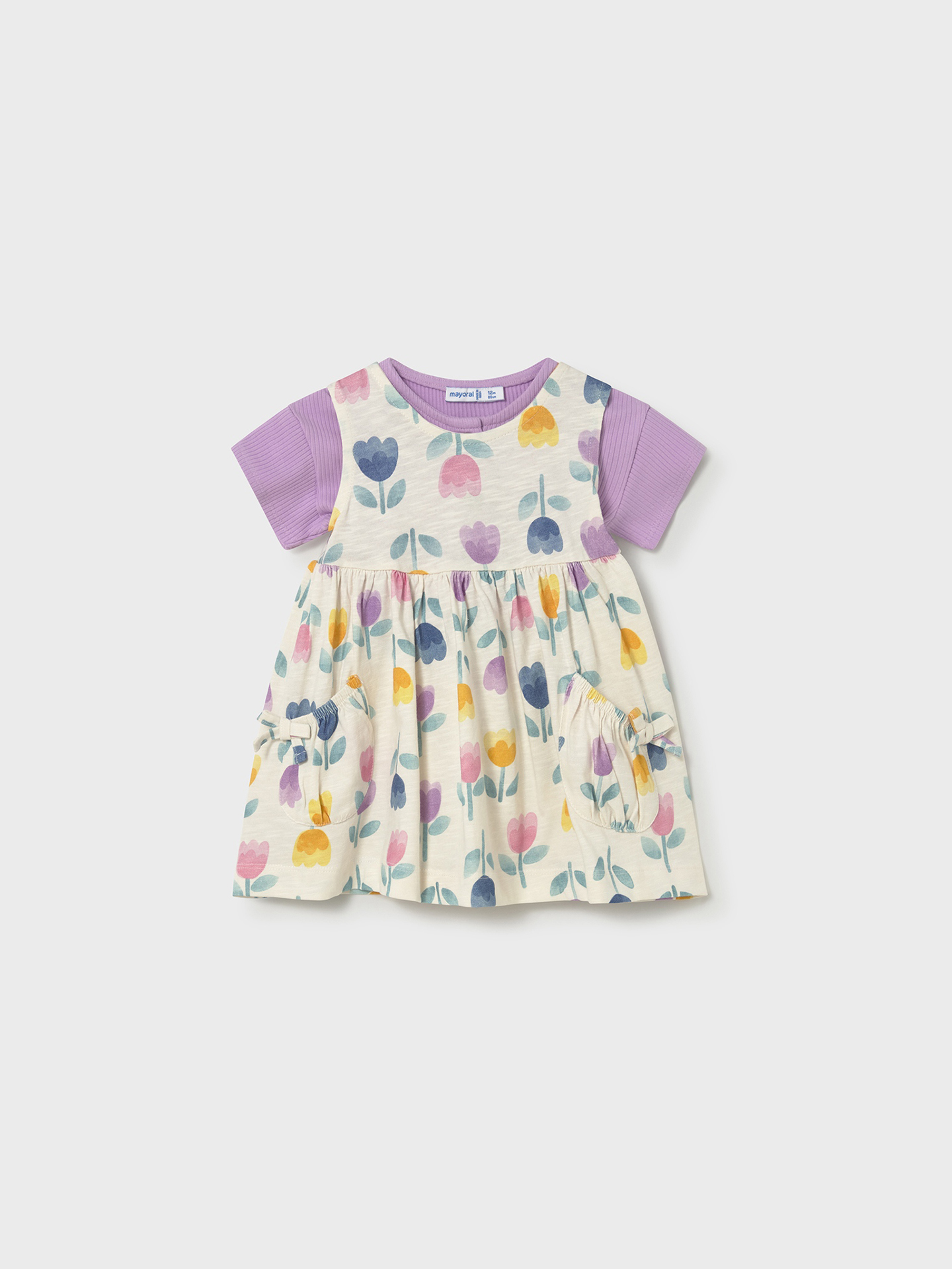 Conjunto de Vestido e T-shirt