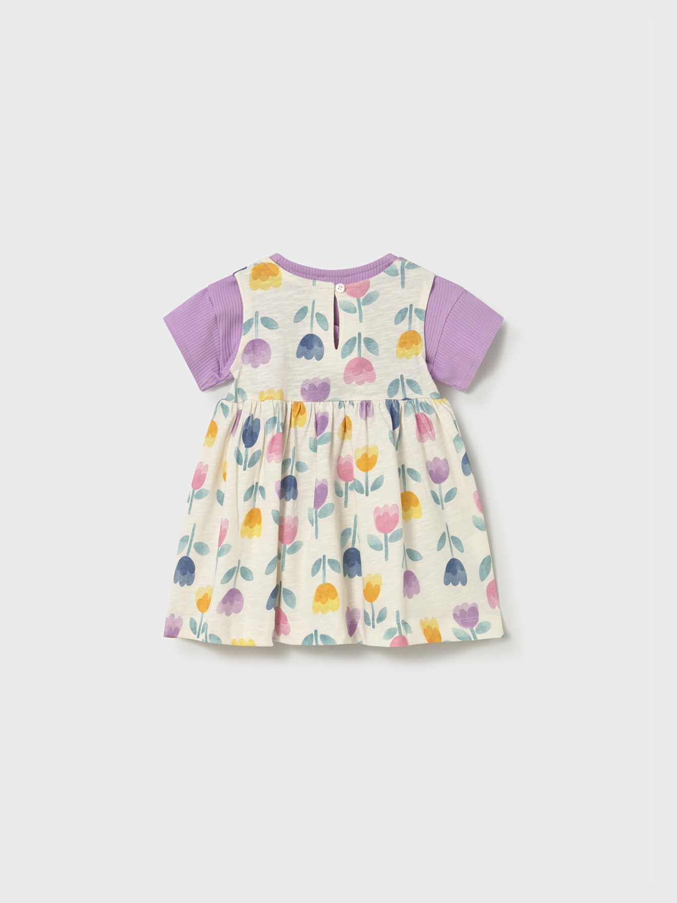 Conjunto de Vestido e T-shirt