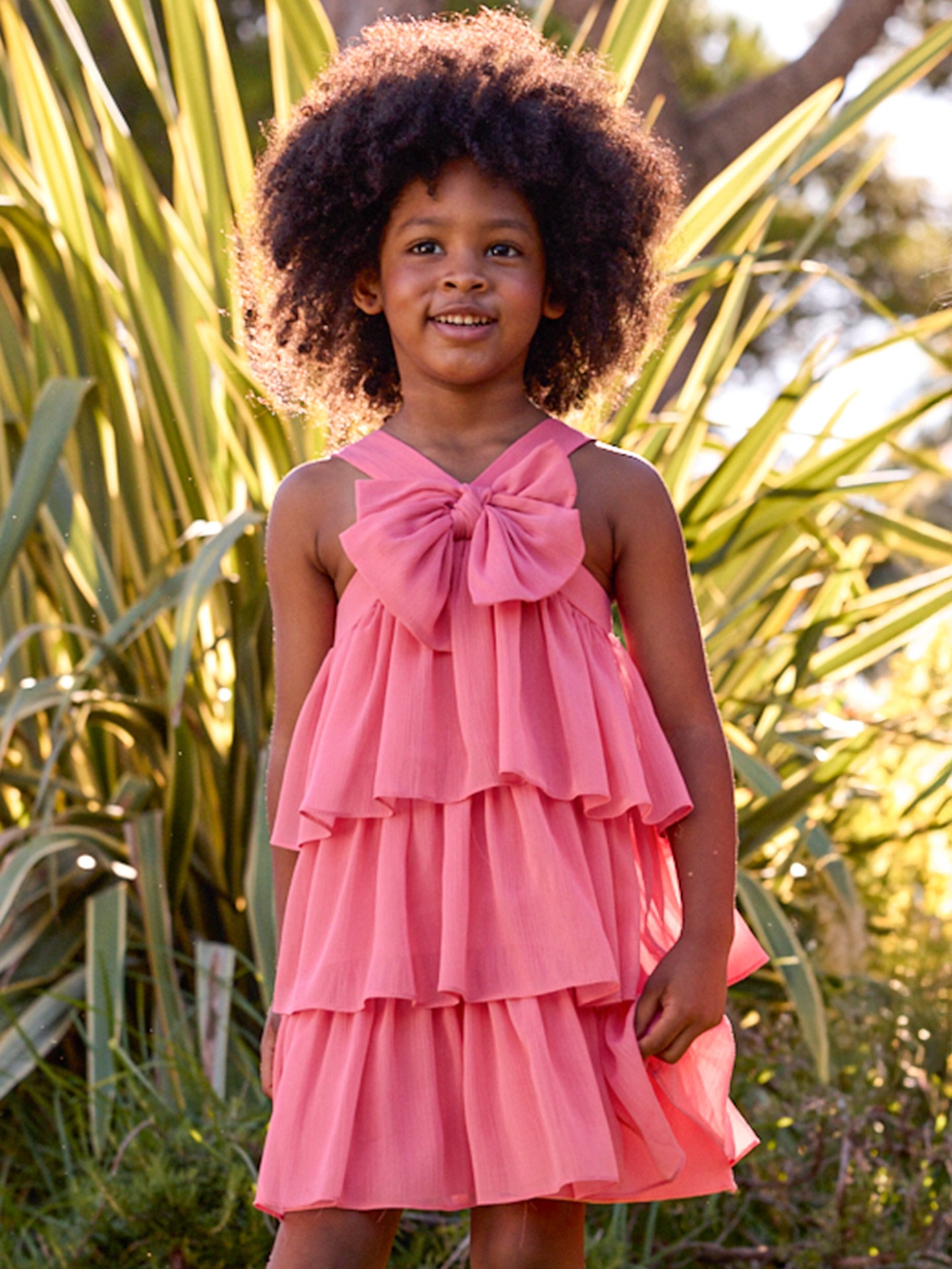 Vestido com Folhos e Laço