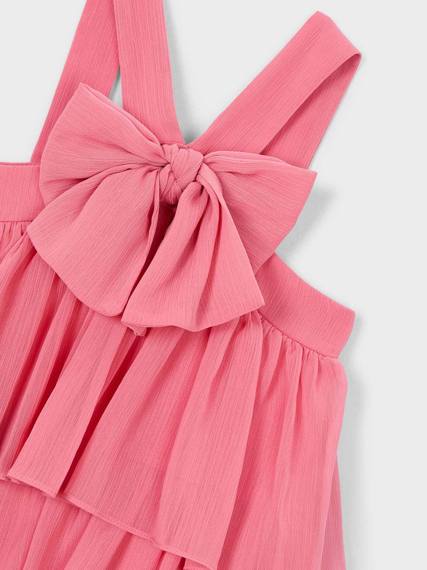 Vestido com Folhos e Laço