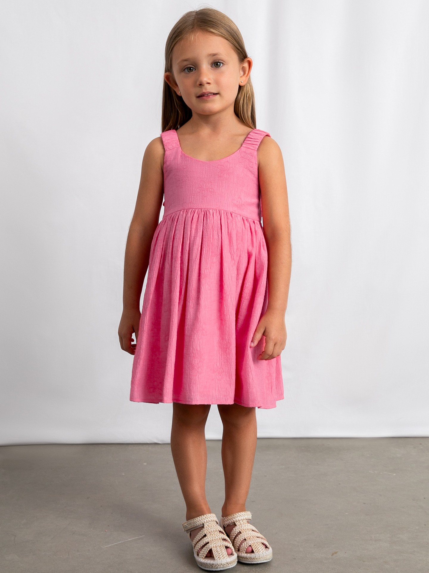 Vestido com Laço nas Costas
