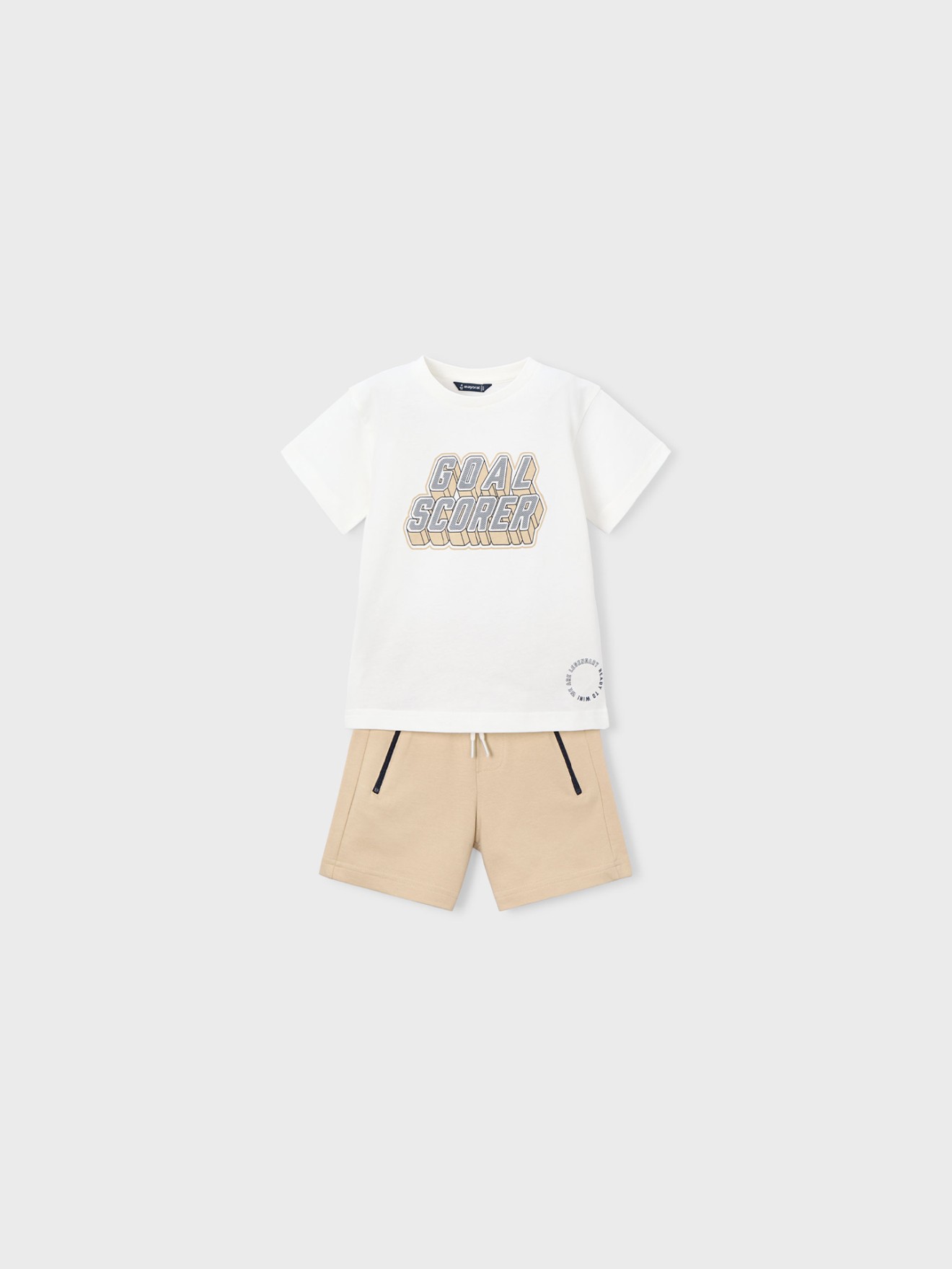 Conjunto de T-shirt e Calções