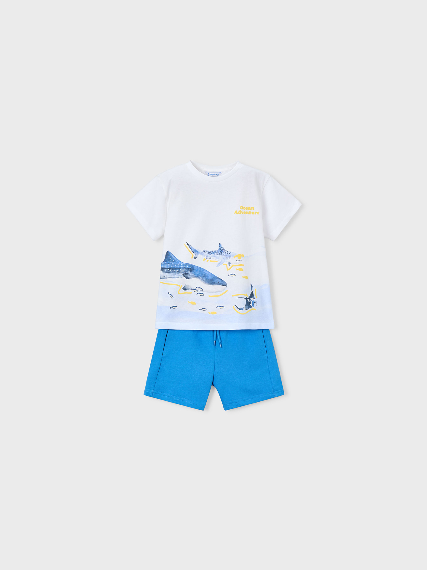 Conjunto de T-shirt e Calções