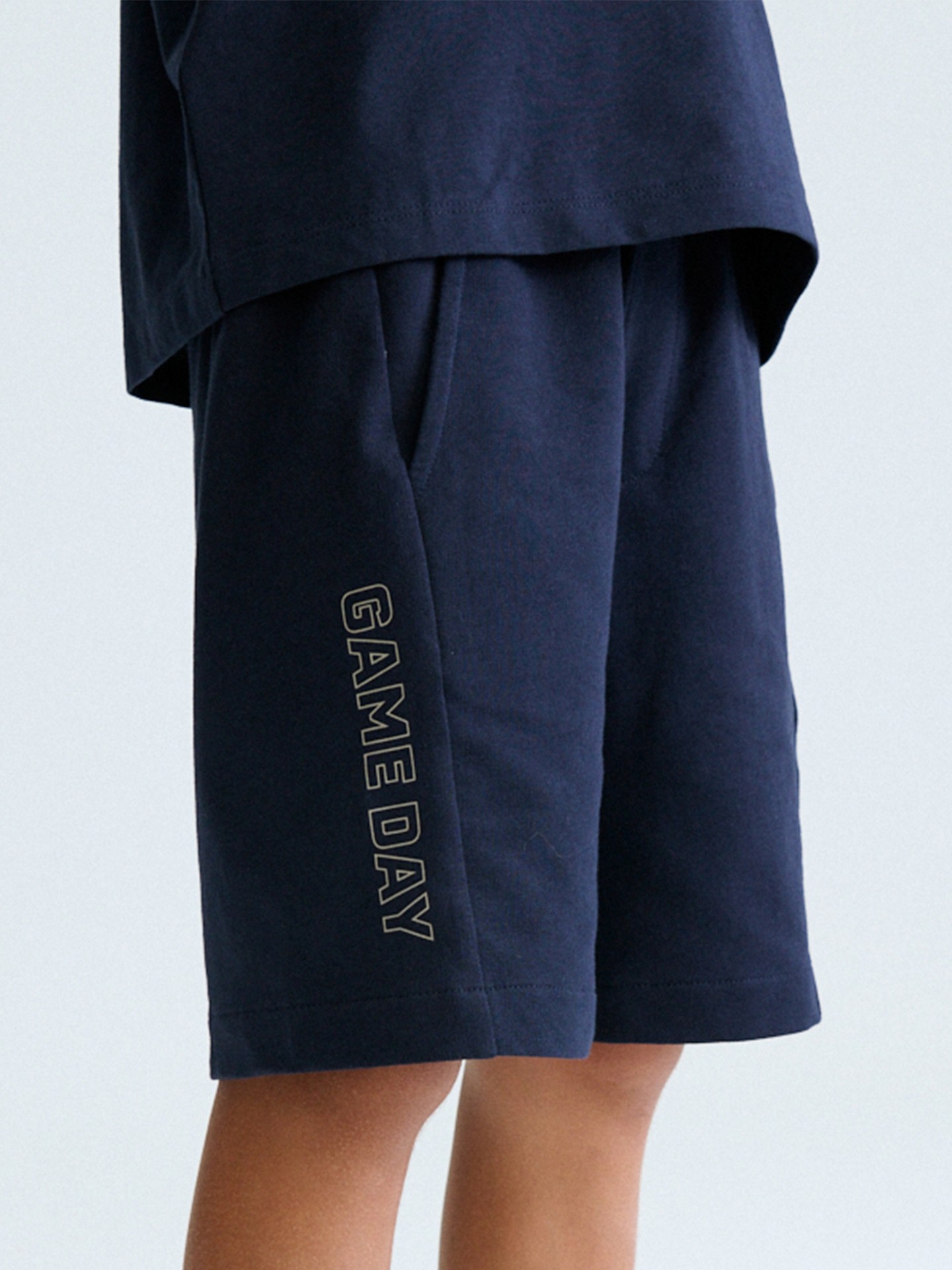 Conjunto Desportivo de T-shirt e Calções