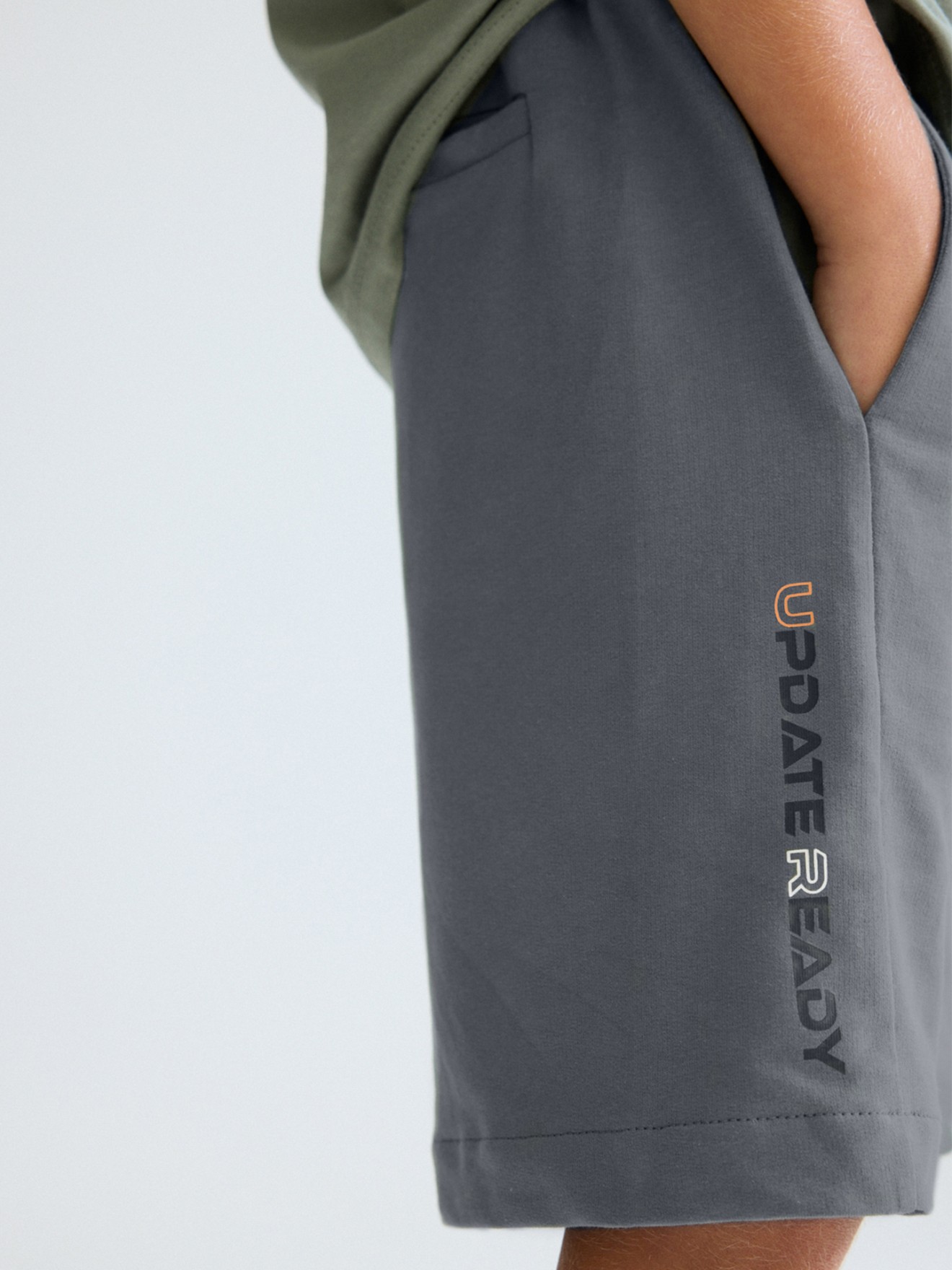 Conjunto de T-shirt e Calções