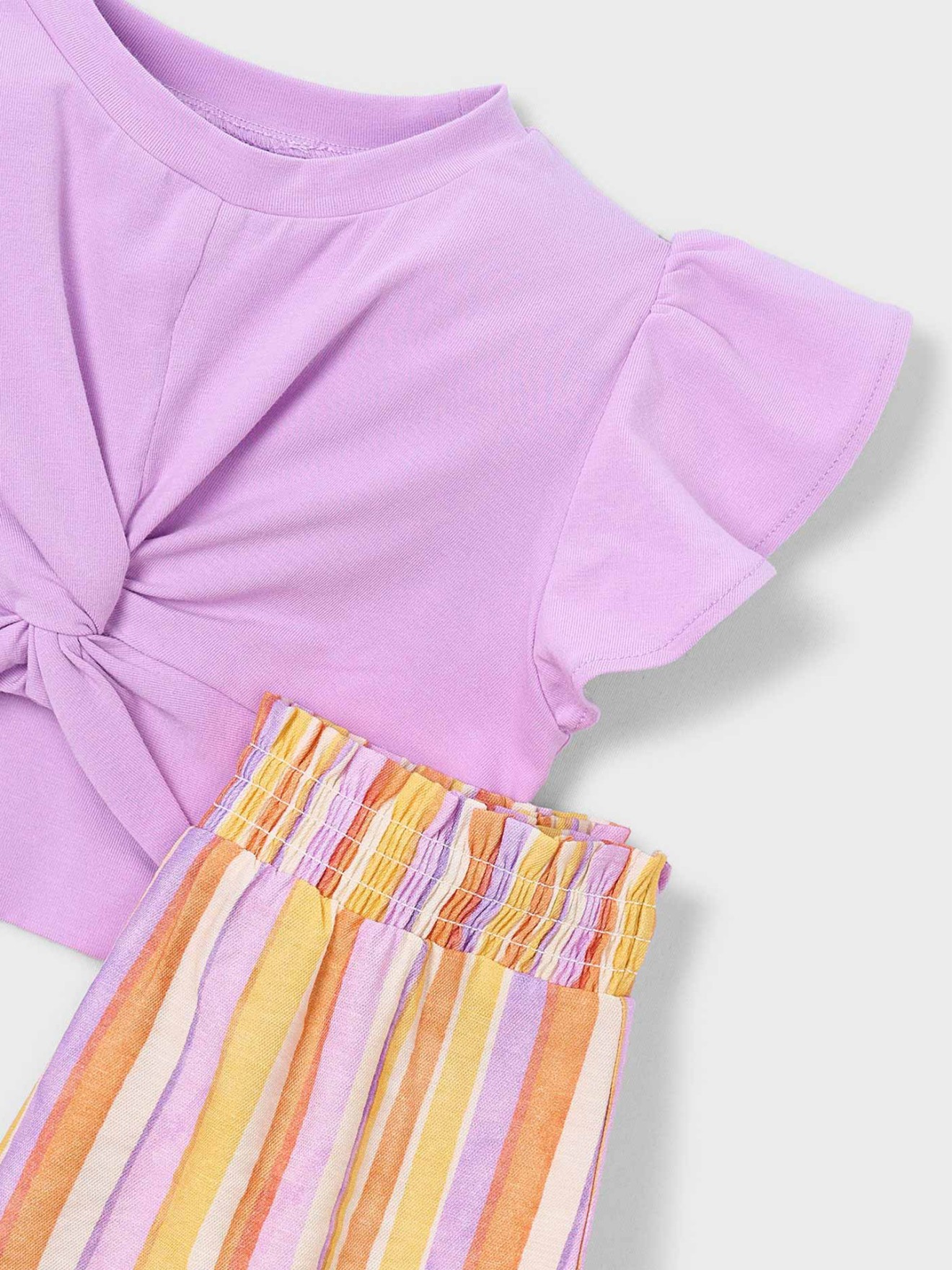 Conjunto de T-shirt e Calções