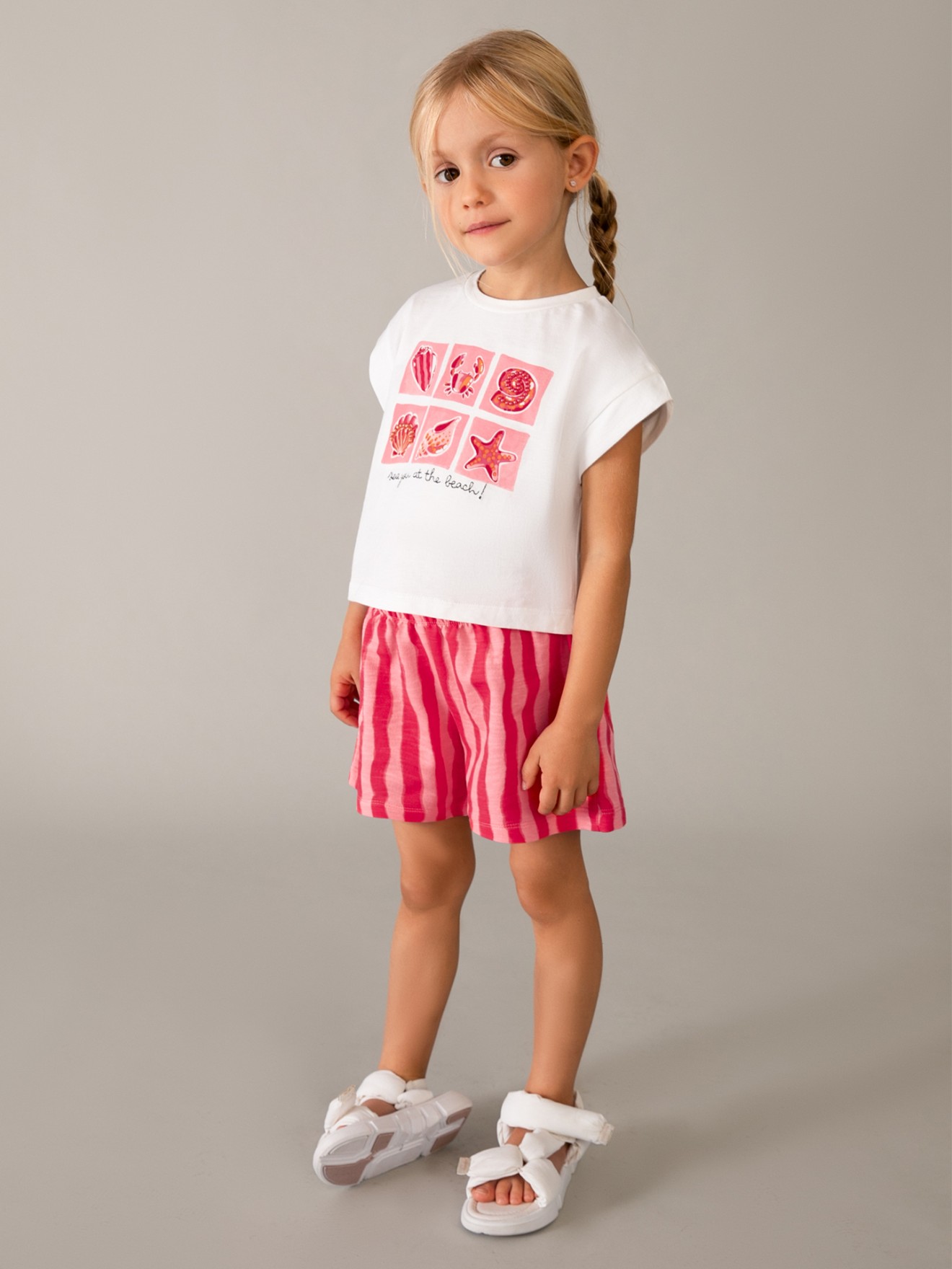 Conjunto de T-shirt e Calções