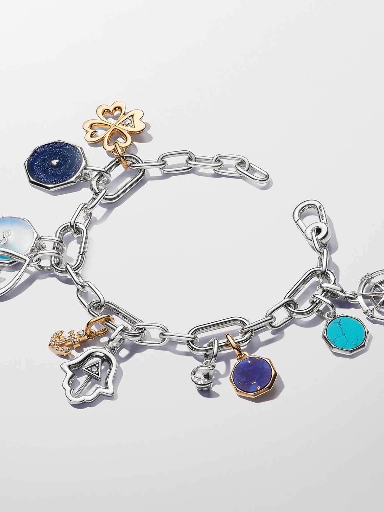 Conta Medalh�o Trevo de Quatro Folhas Cora��o