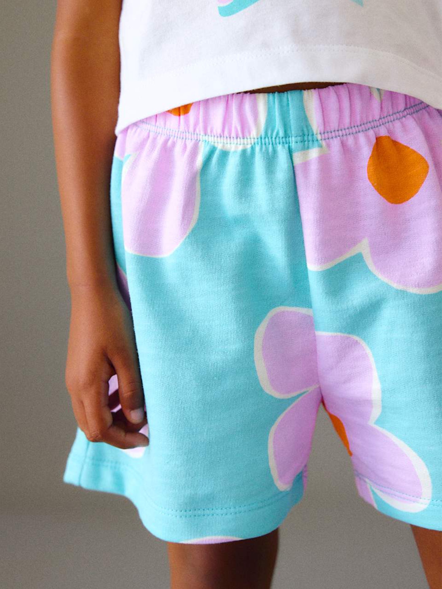 Conjunto de T-shirt e Calções