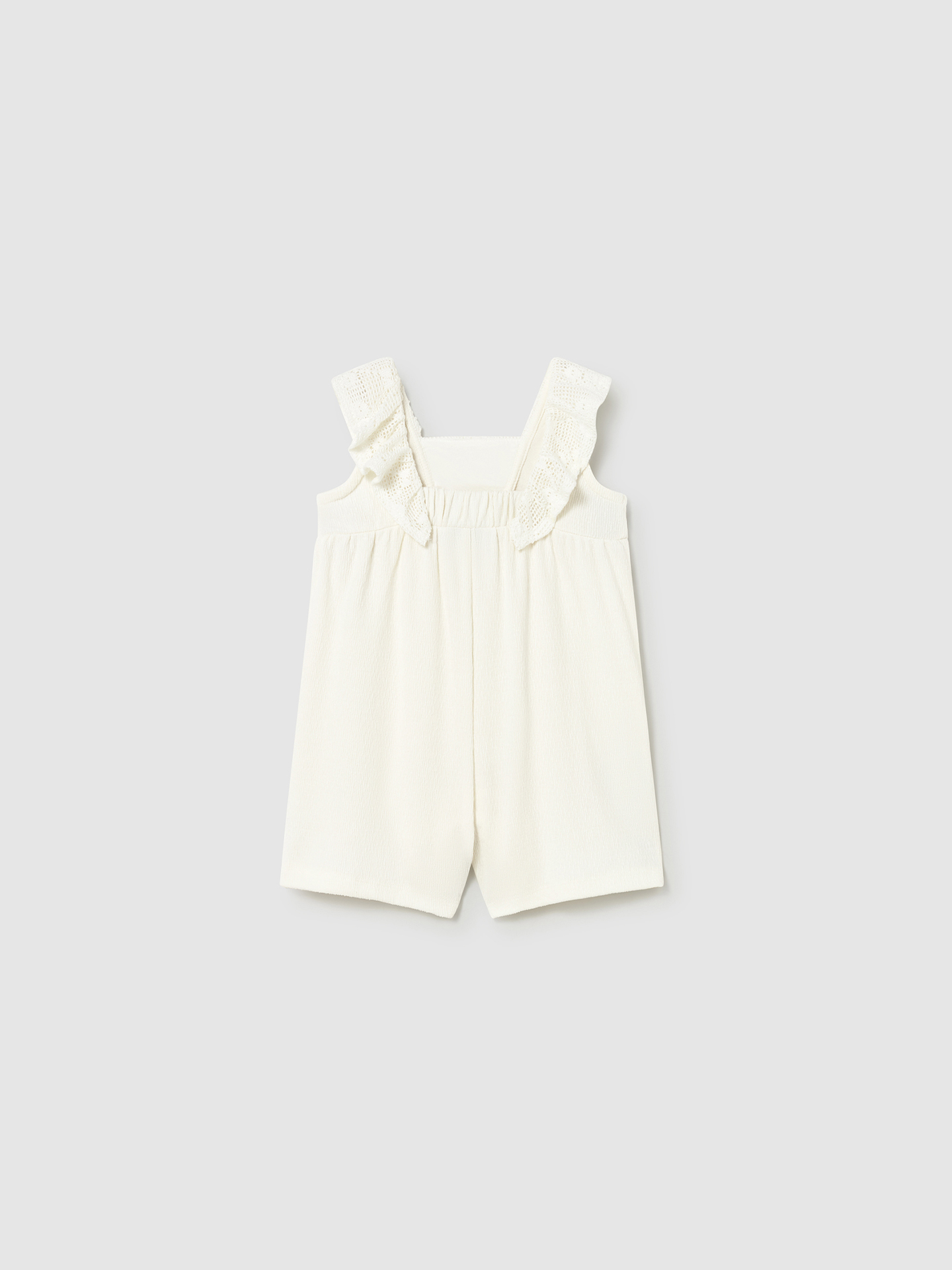 Macacão Curto com Folhos