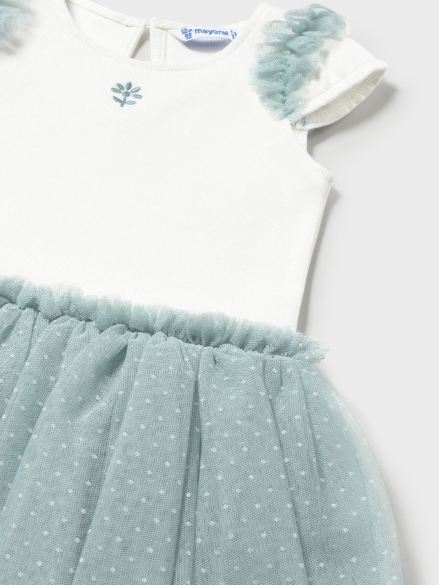Vestido com Saia de Tule