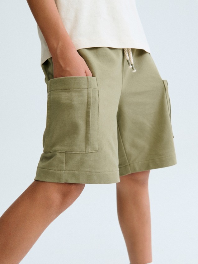 Conjunto de T-shirt e Calções Cargo