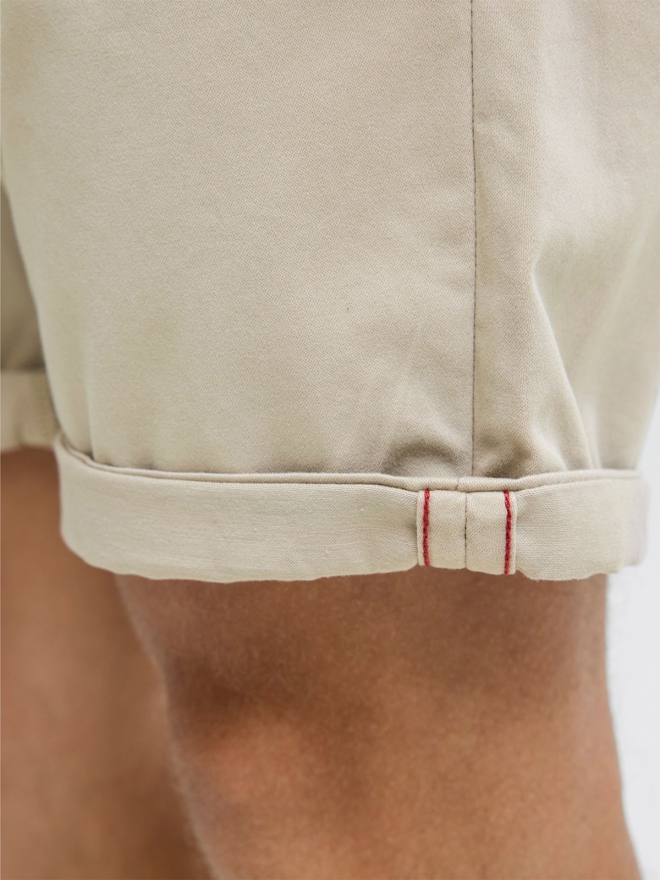 Cal��es Chino Regular Fit