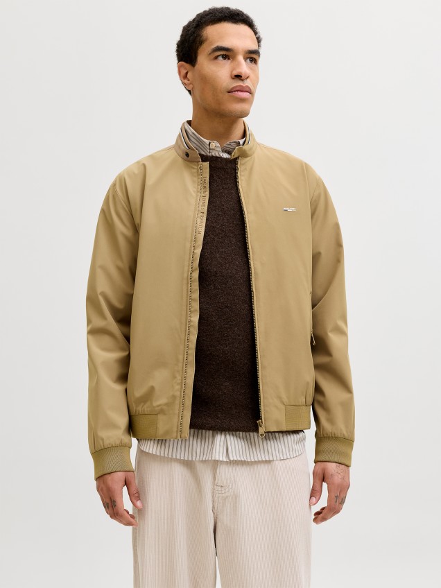 Blusão Estilo Bomber com Fecho de Correr