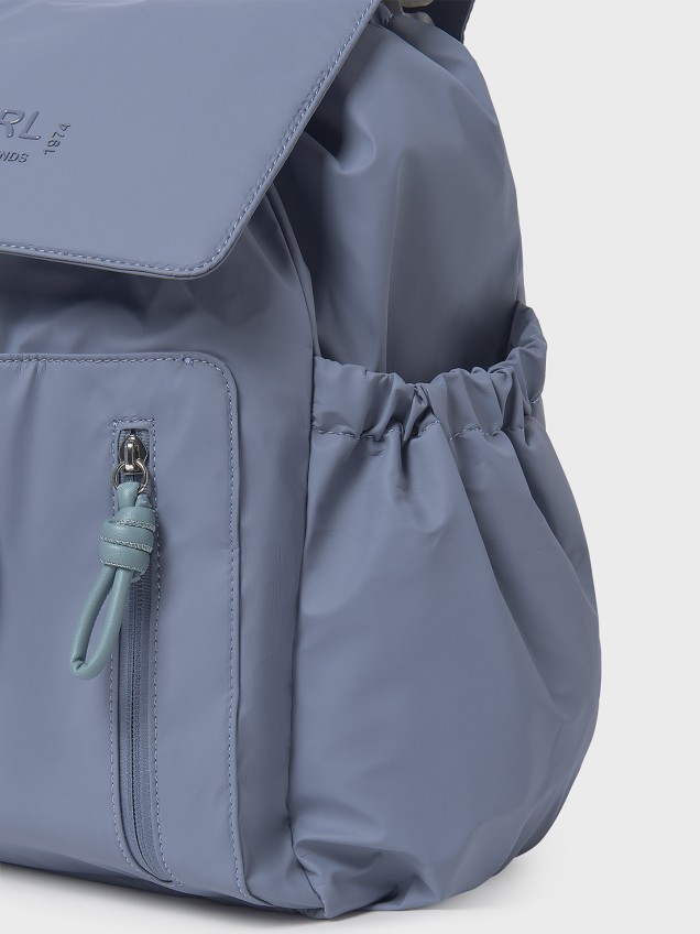 Mochila com Bolsa e Fecho de Cordão