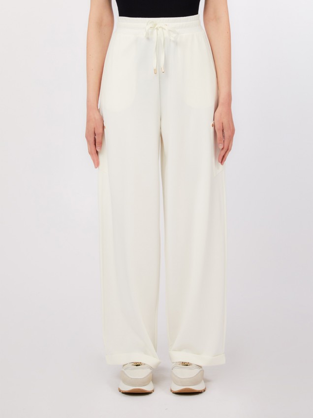 Calças de Perna Larga