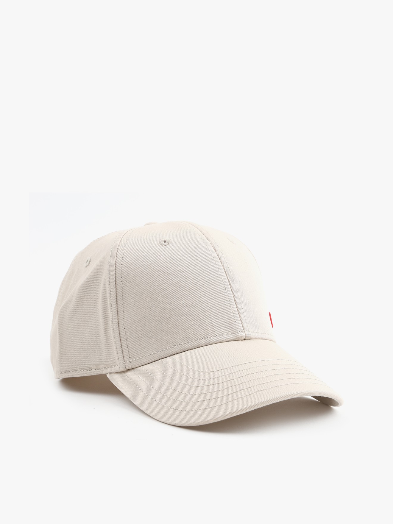 Bon� de Algod�o com Bordado