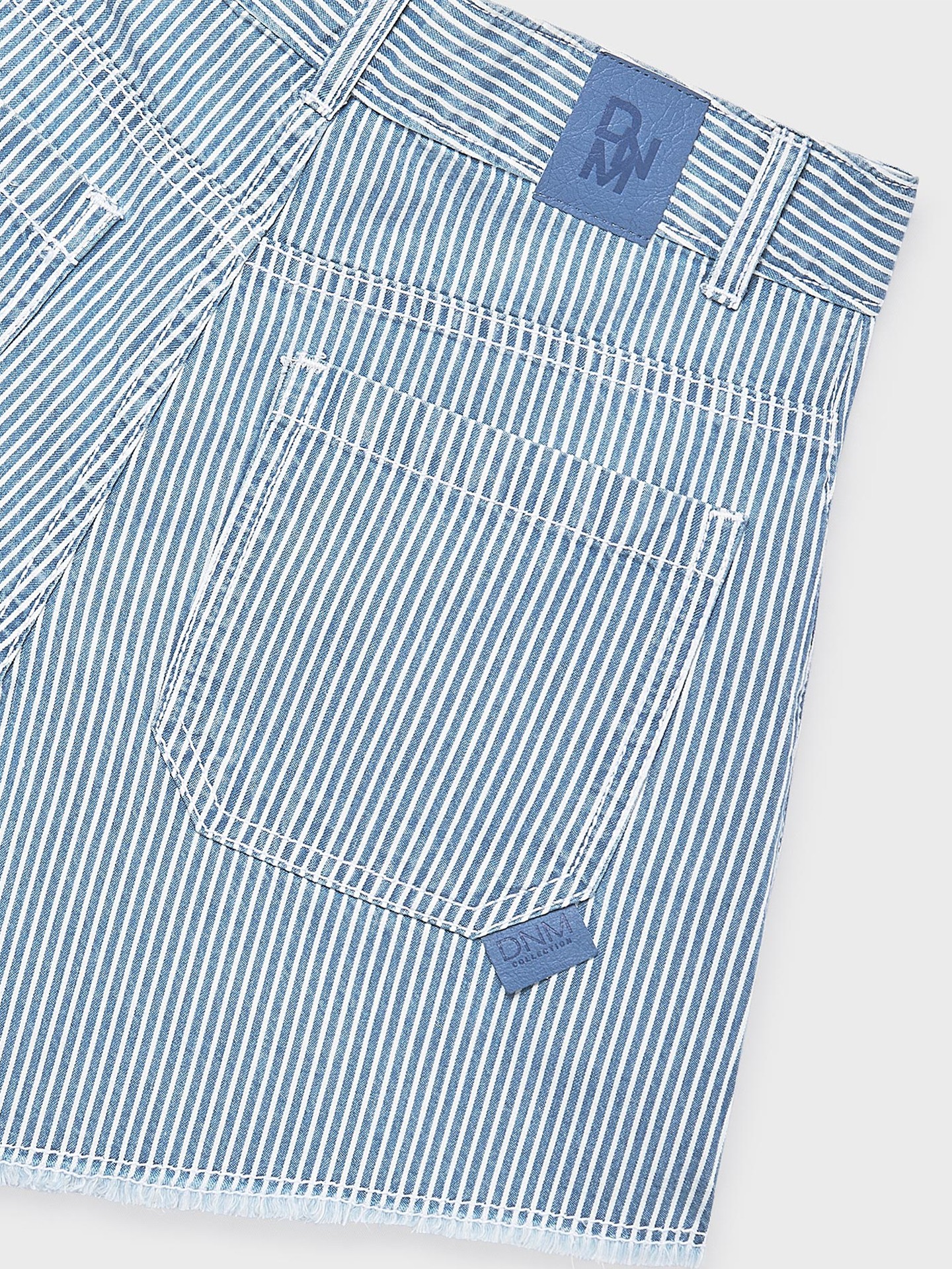 Calções de Ganga às Riscas Verticais