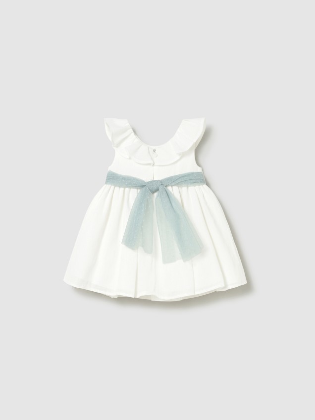 Vestido de Cerimónia com Faixa de Tule e Flores