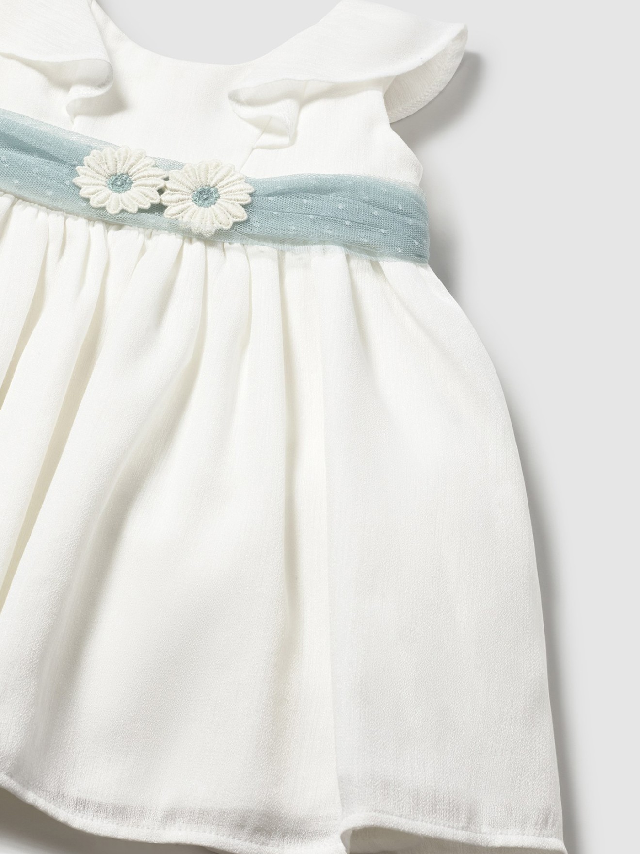 Vestido de Cerim�nia com Faixa de Tule e Flores