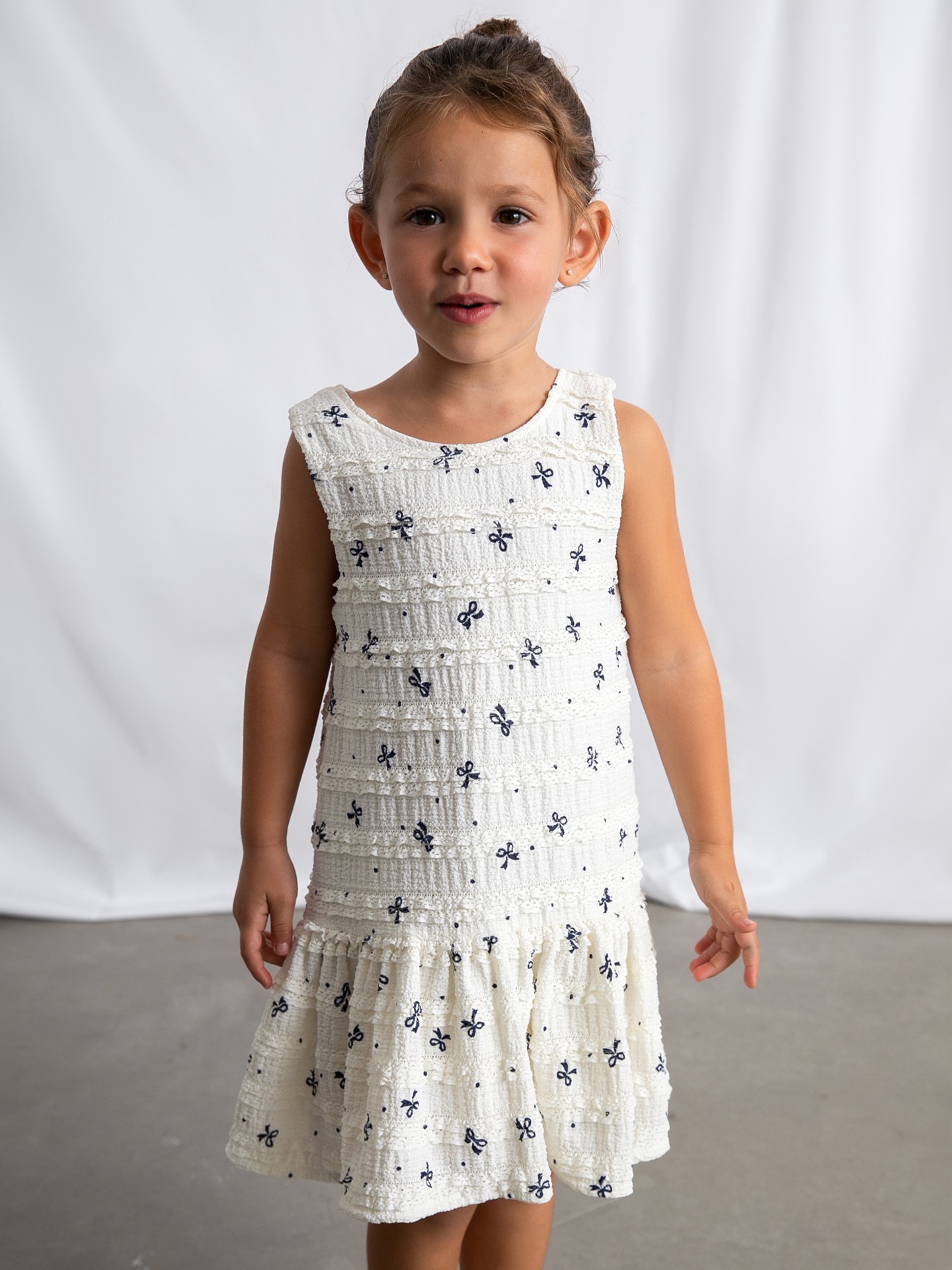 Vestido com Padrão de Laços