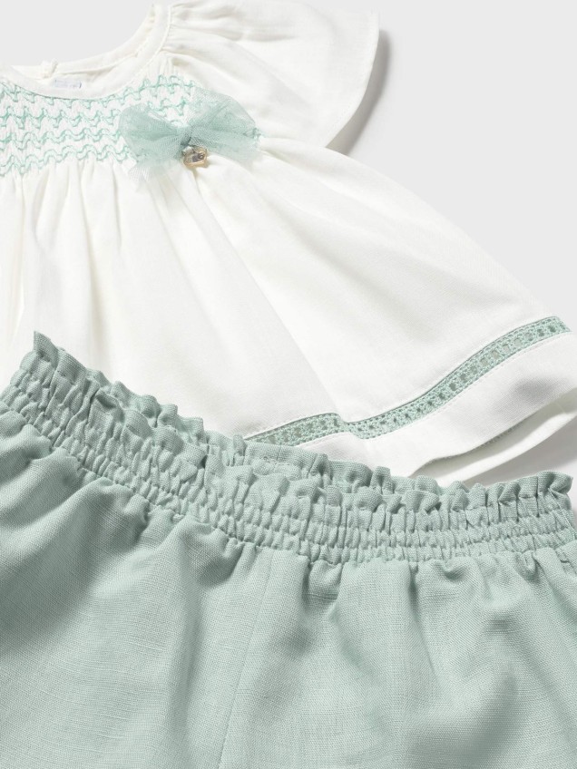 Conjunto de Blusa e Calções
