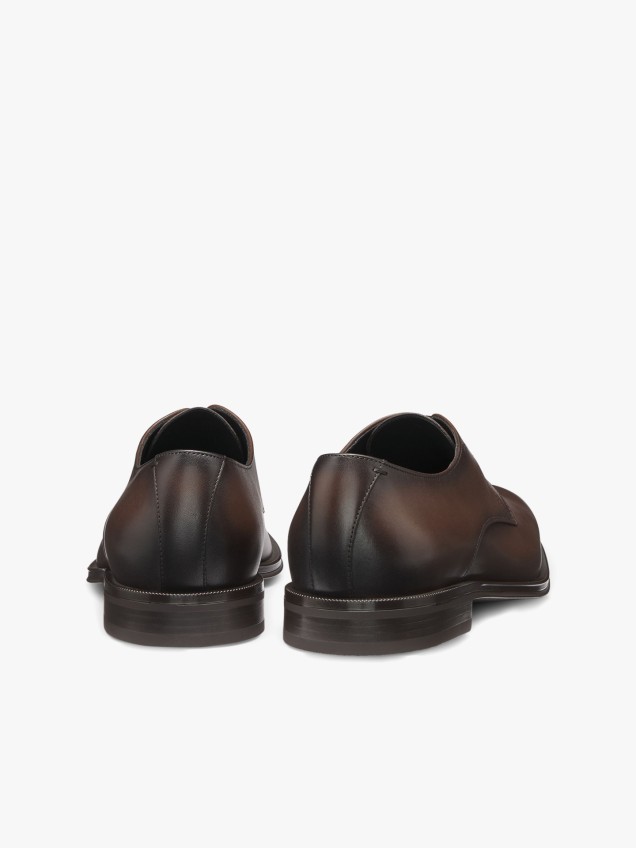 Sapatos Derby em Pele