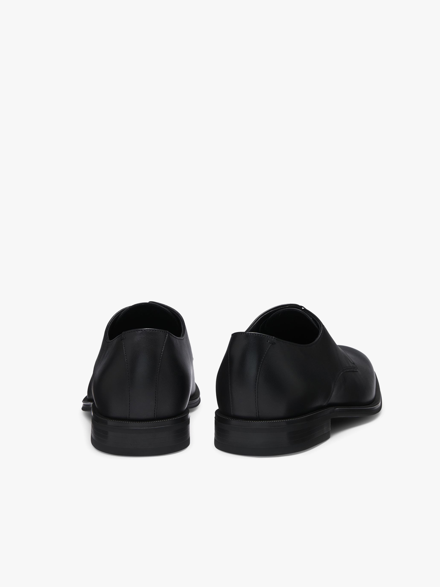 Sapatos Derby em Pele