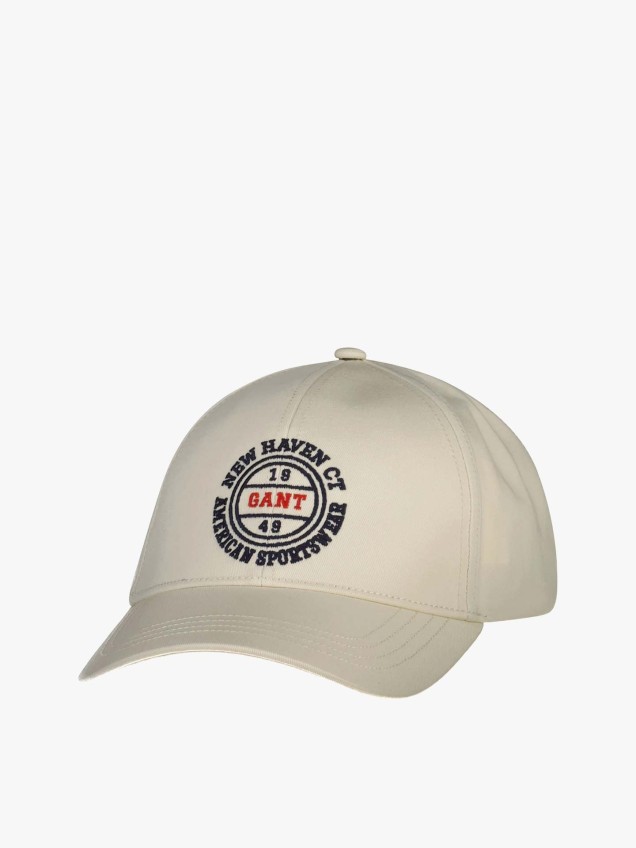 Bon� com Log�tipo Bordado