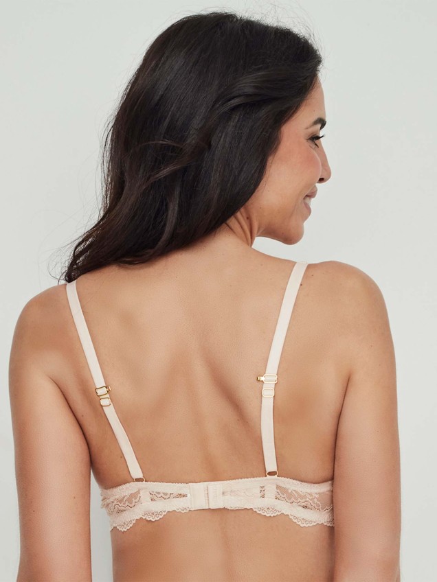 Soutien com Aros e Copas Moldadas em Renda