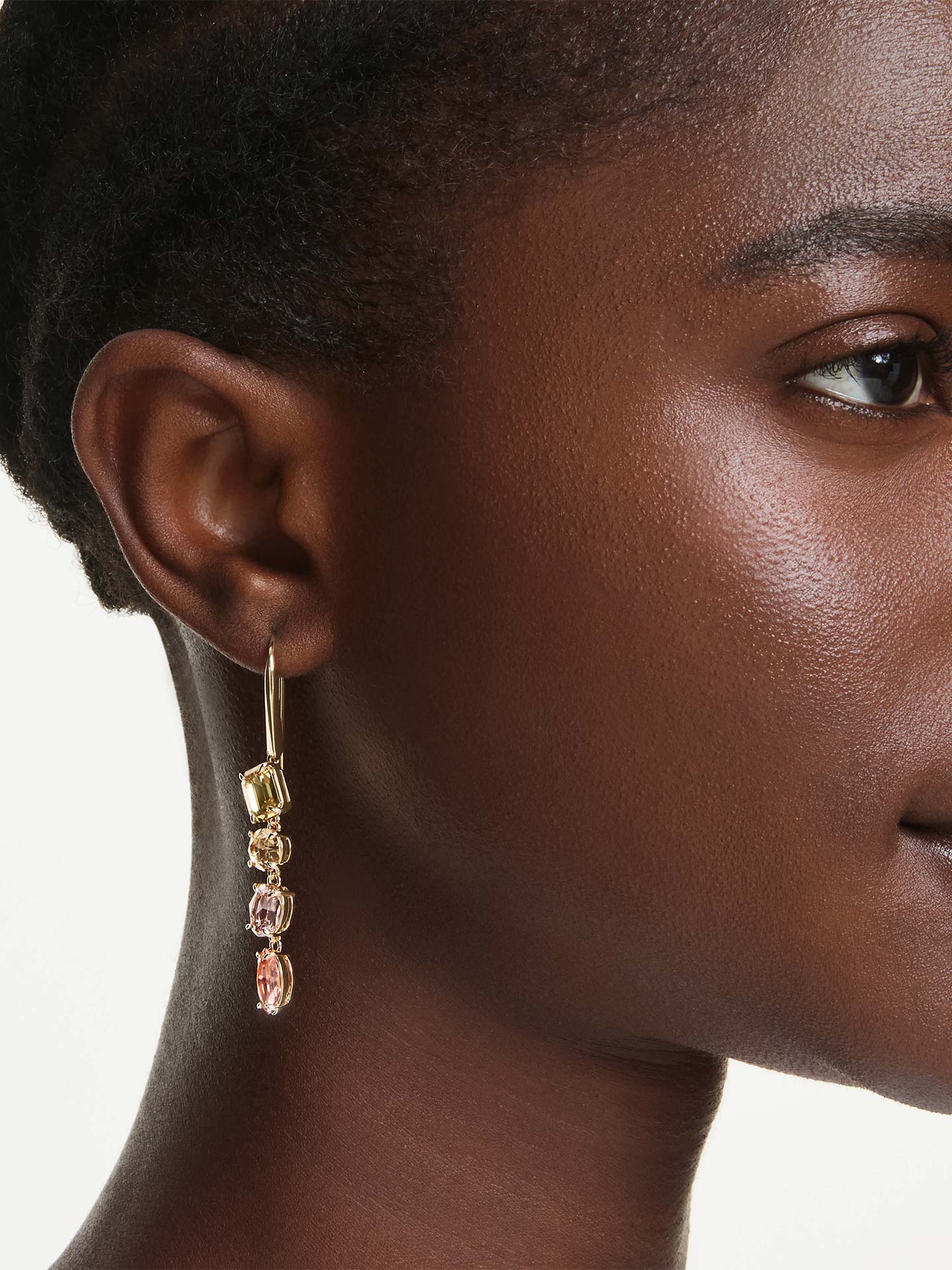 Brincos Compridos Gema