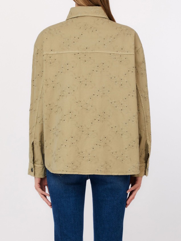 Camisa com Bordado Perfurado