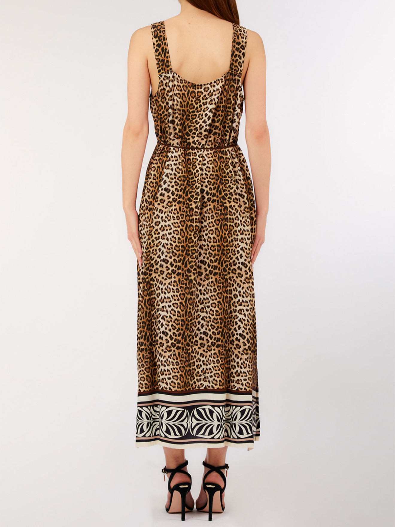 Vestido Comprido com Padr�o