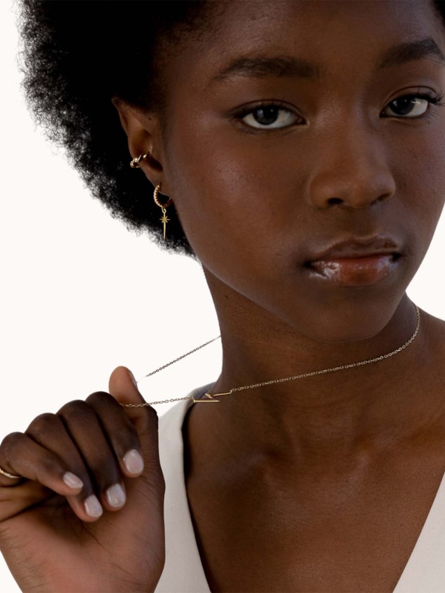 Colar com Pendente Relampo