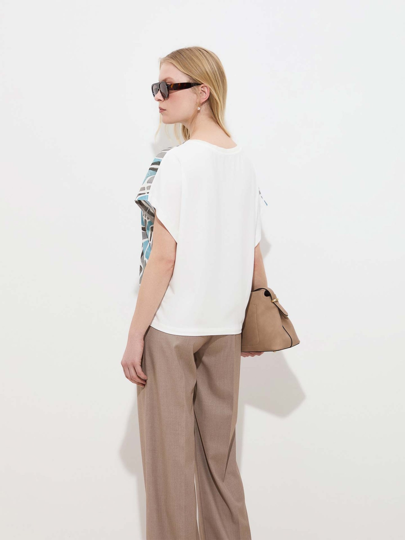 Blusa Flu�da com Estampado