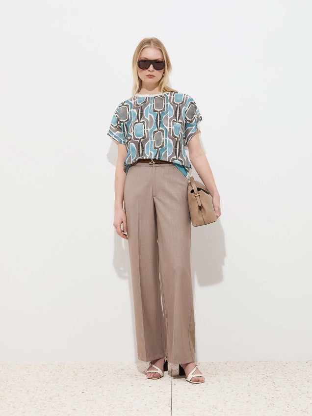 Blusa Fluída com Estampado