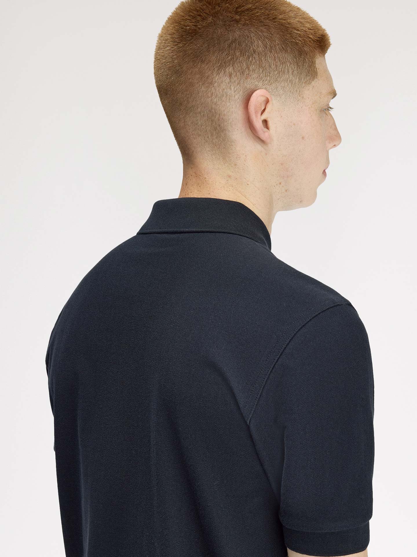 Polo Piqué com Riscas e Meio Fecho M2419