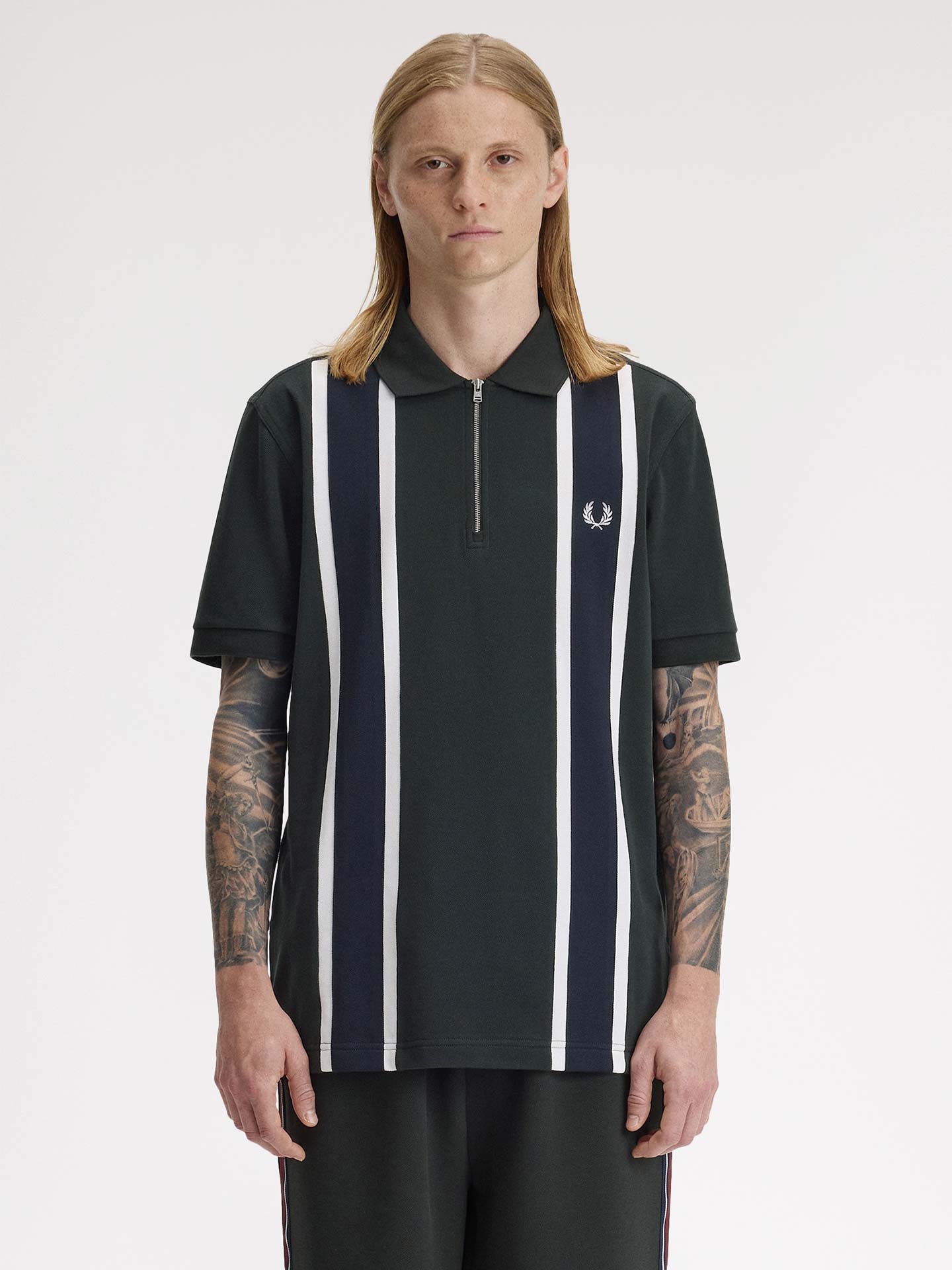 Polo Piqué com Riscas e Meio Fecho M2420