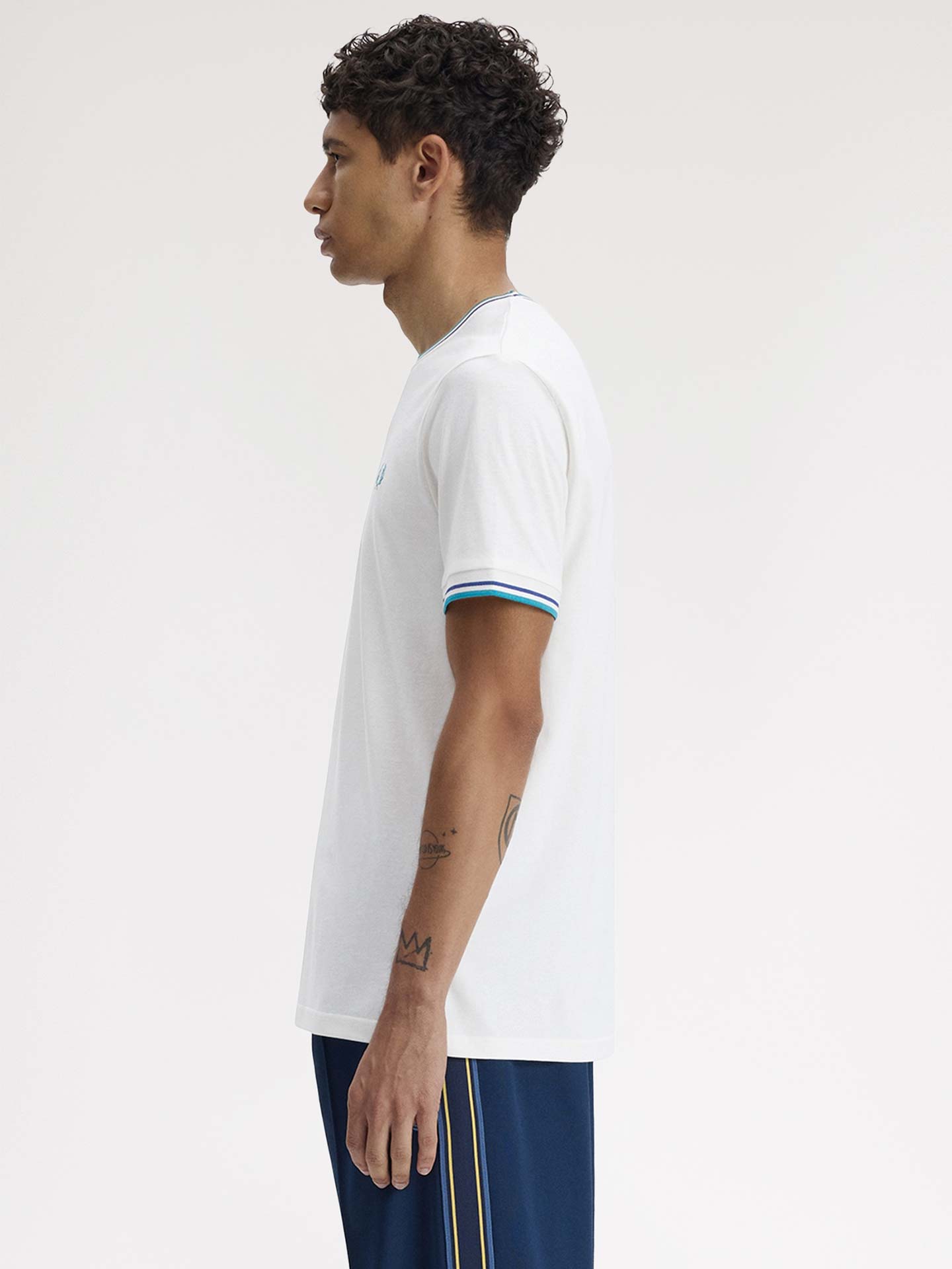 T-shirt com Riscas M1588V