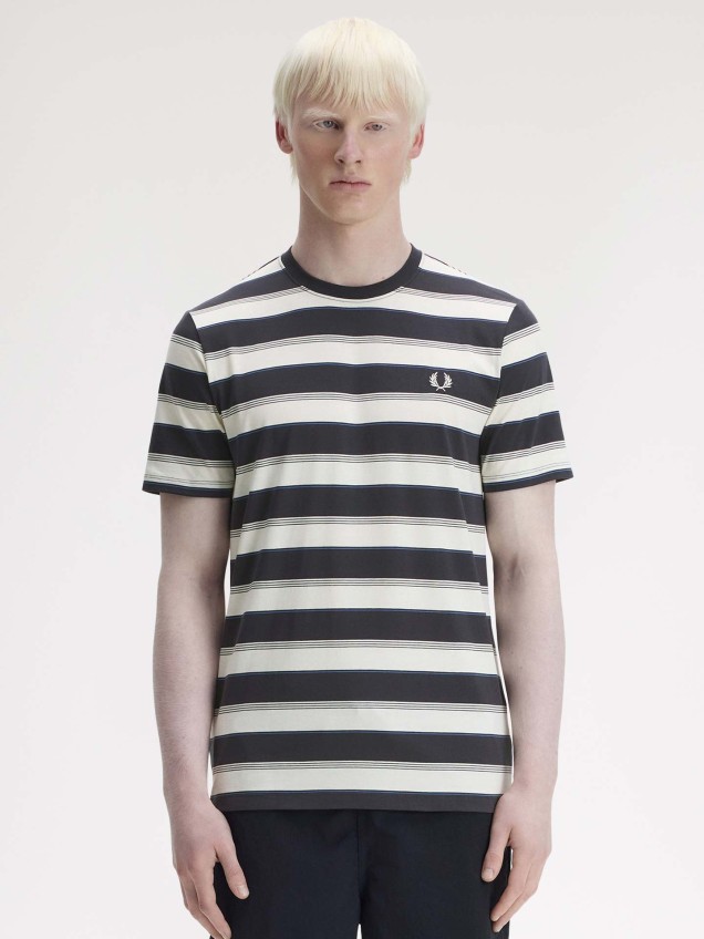 T-Shirt com Padr�o de Riscas M2409